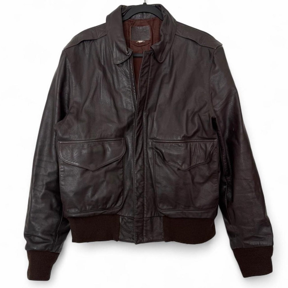 Vintage 80s/90s A-2 brown leather bomber flight jacket size 40 / medium
